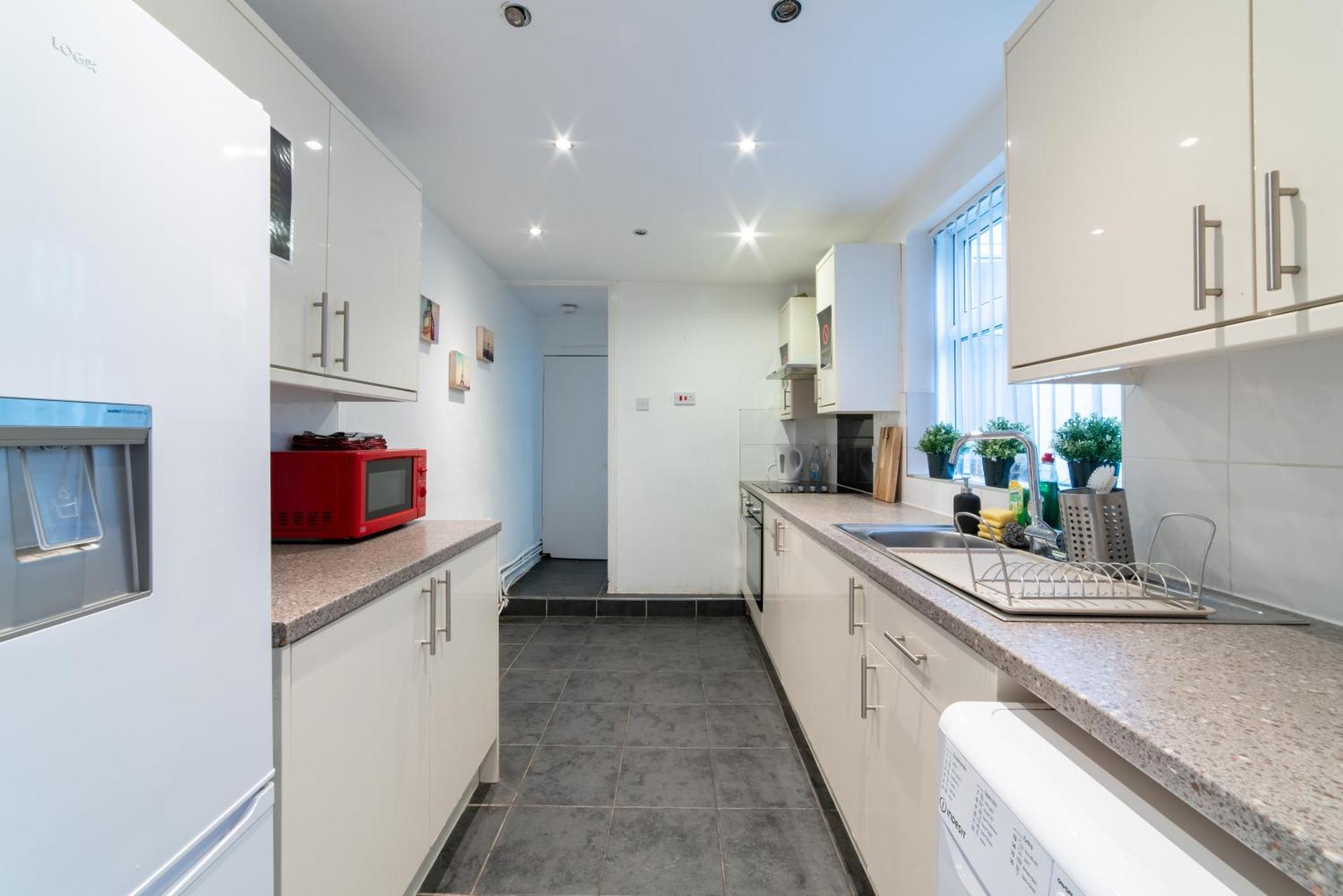 ליברפול Cozy Rooms In Shared Accommodation Near Anfield Stadium With Parking And Wifi מראה חיצוני תמונה