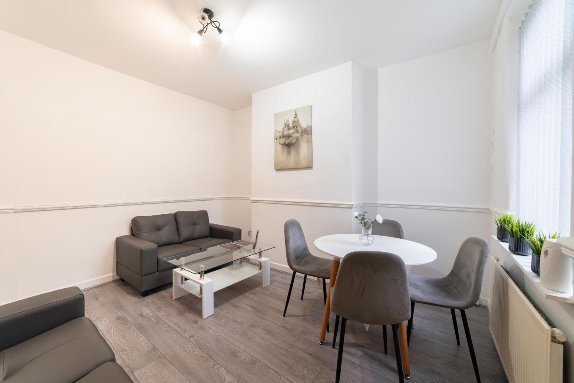 ליברפול Cozy Rooms In Shared Accommodation Near Anfield Stadium With Parking And Wifi מראה חיצוני תמונה