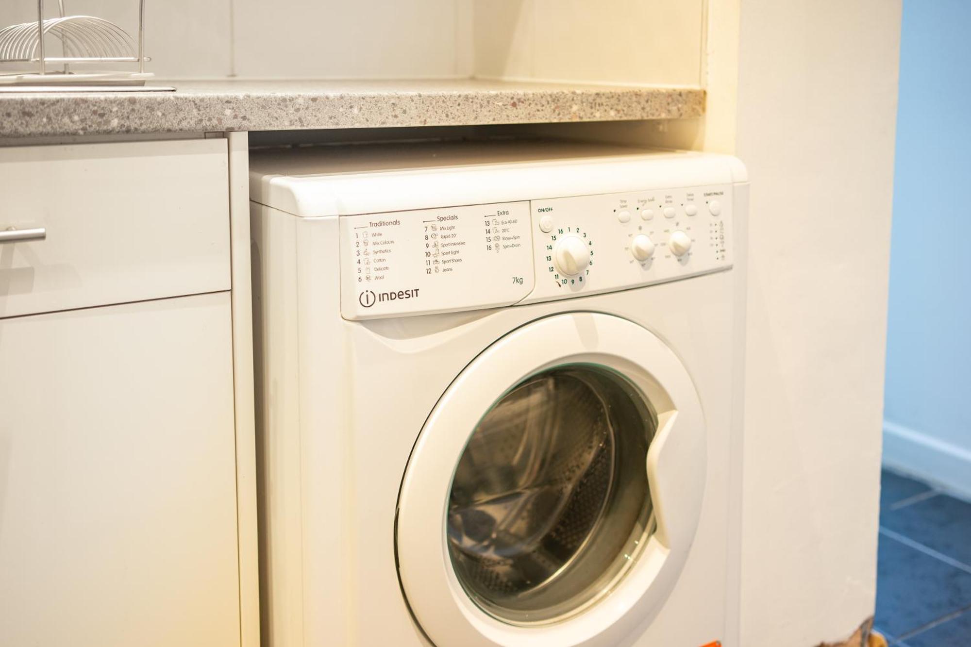 ליברפול Cozy Rooms In Shared Accommodation Near Anfield Stadium With Parking And Wifi מראה חיצוני תמונה